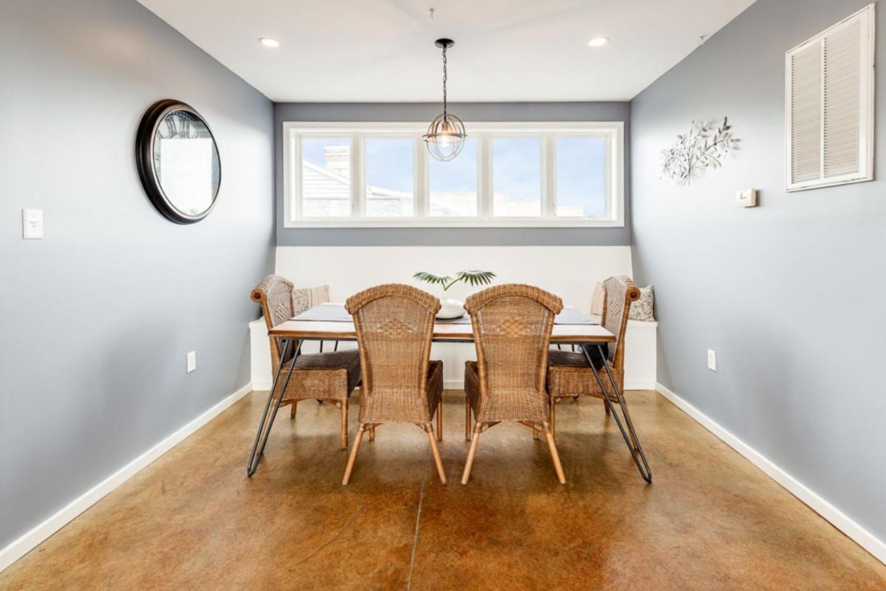 Walk Score 90!!-Historic Downtown District-2 Blocks To Famous Forsyth Park- Huge Private Patio-Private Parking Savannah Exterior foto