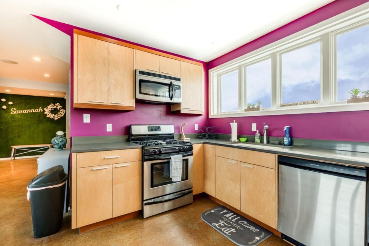 Walk Score 90!!-Historic Downtown District-2 Blocks To Famous Forsyth Park- Huge Private Patio-Private Parking Savannah Exterior foto