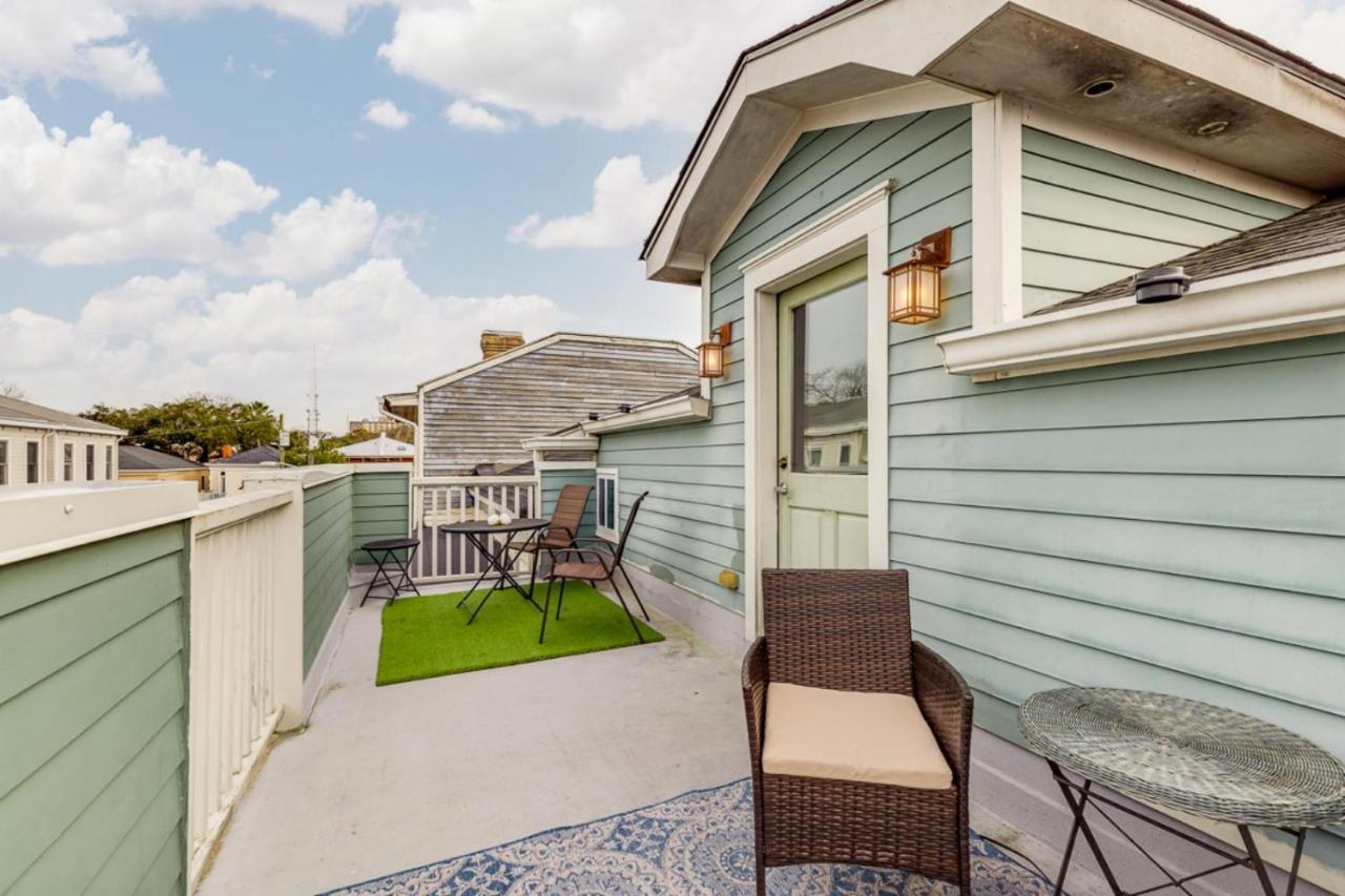 Walk Score 90!!-Historic Downtown District-2 Blocks To Famous Forsyth Park- Huge Private Patio-Private Parking Savannah Exterior foto
